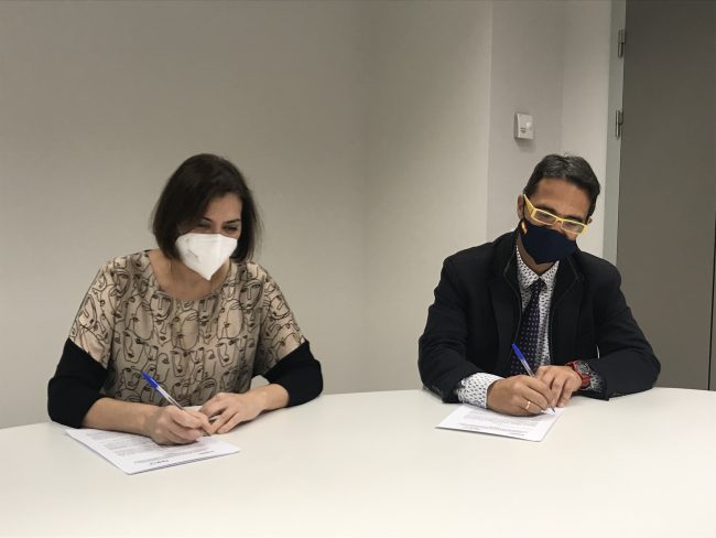 FOTO FIRMA CONVENIO AEGH-FEDER