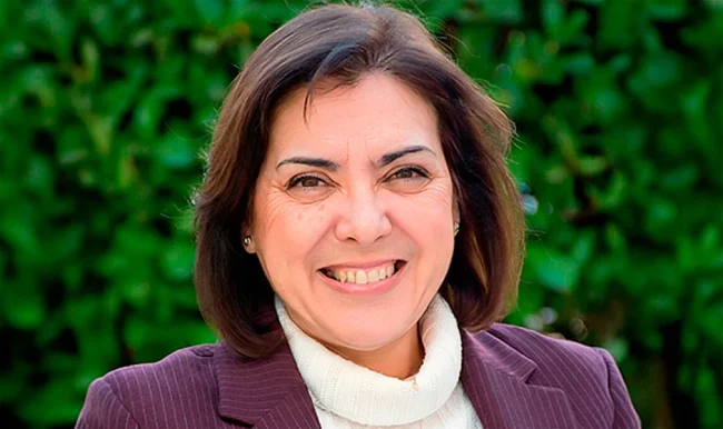 premios-sanitarias-reconoceran-liderazgo-encarna-guillen-9413